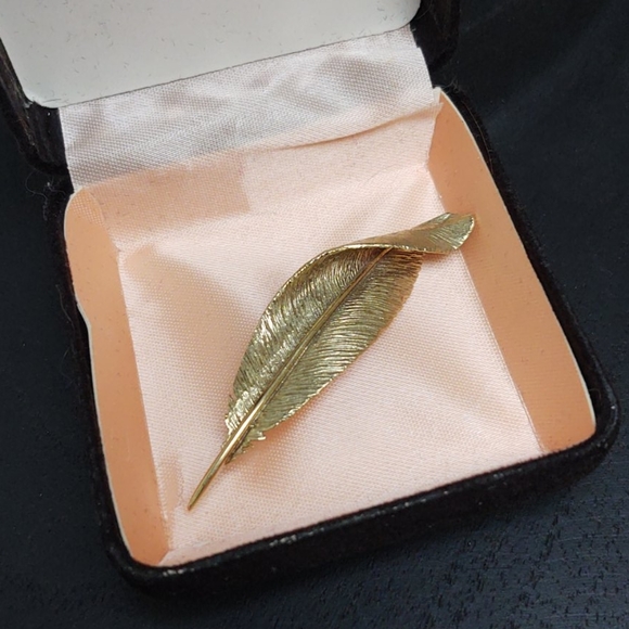 Vtg 8 gm 14k brushed solid gold modernist Brooch - Picture 4 of 10